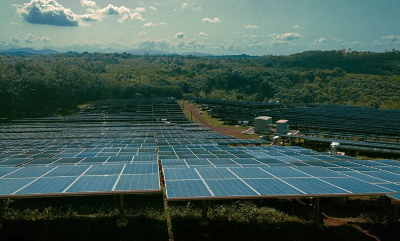 Solar Industri Solusi Hemat Energi